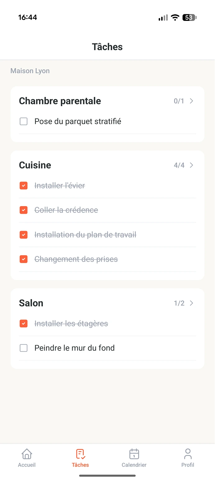Écran Tâches de Briquette avec les actions de la chambre, de la cuisine et du salon.